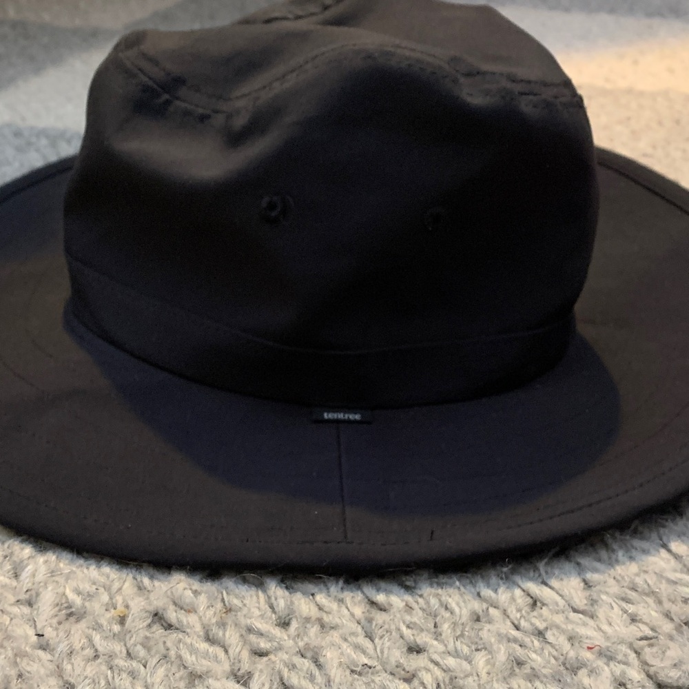 tentree Black Wide-Brim Adventure Sun Hat - Picture 2 of 6
